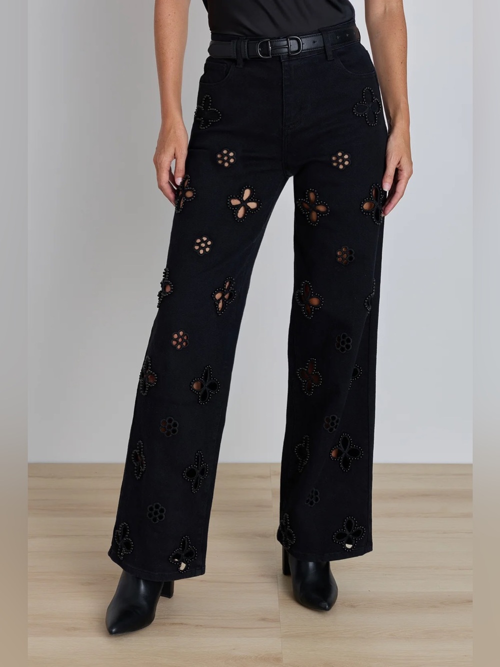The Noli Shop KAIA PEARL HIGH RISE JEAN - BLACK size 26